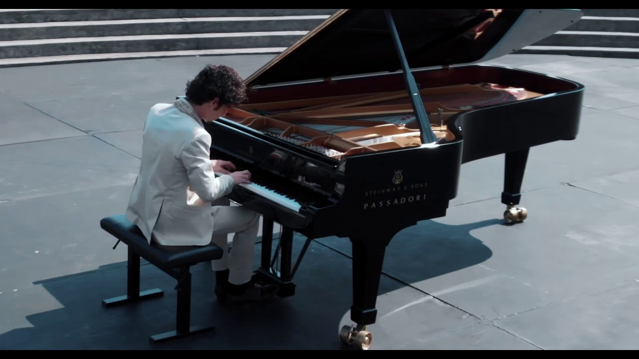 Federico Colli plays Domenico Scarlatti: Sonata in G minor K30 (L499) “cat’s fugue”